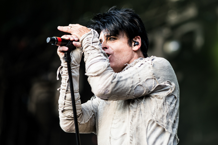 Gary Numan @ Lokerse Feesten, picture 4, photographed by Zourab Moussaev - FrontView Magazine