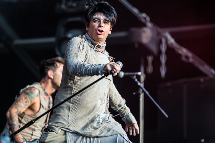 Gary Numan @ Lokerse Feesten, picture 11, photographed by Zourab Moussaev - FrontView Magazine