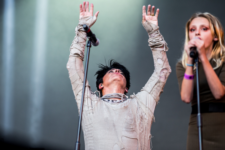 Gary Numan @ Lokerse Feesten, picture 20, photographed by Zourab Moussaev - FrontView Magazine