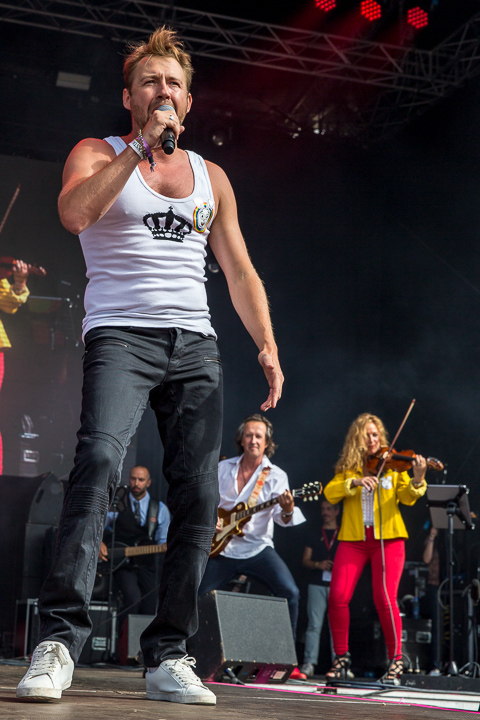 Mercury Rising @ Antwerp Pride Closing Festival, picture 7, photographed by Marc Verdonck - FrontView Magazine