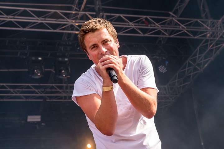 Niels Destadsbader @ Antwerp Pride Closing Festival, picture 24, photographed by Marc Verdonck - FrontView Magazine