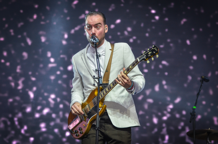 De Staat @ Lowlands 2018, picture 11, photographed by Jordy Van Driessche - FrontView Magazine