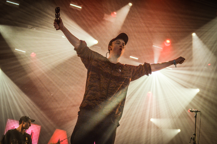 DMA's @ Lowlands 2018, picture 13, photographed by Jordy Van Driessche - FrontView Magazine