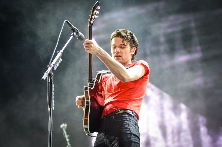 James Bay @ Lowlands 2018, foto 9, foto's door Jordy Van Driessche - FrontView Magazine