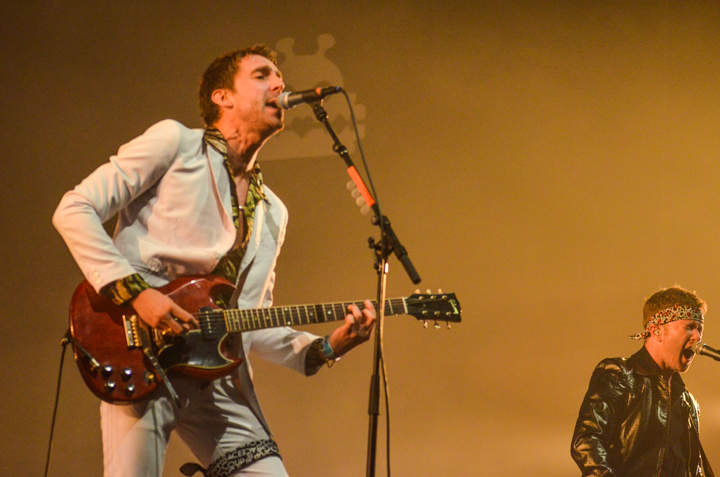 Miles Kane @ Lowlands 2018, picture 12, photographed by Jordy Van Driessche - FrontView Magazine