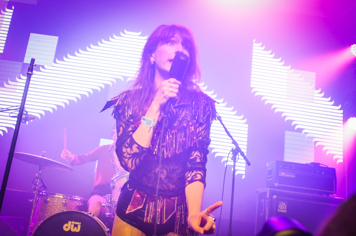Thunderpussy @ Lowlands 2018, picture 6, photographed by Jordy Van Driessche - FrontView Magazine