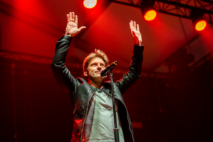 Vlaanderen Boven Band met Gene Thomas, Maureen & Mama's Jasje @ Parkhappening Schoten 2018, picture 8, photographed by Dimitri Vanlommel - FrontView Magazine