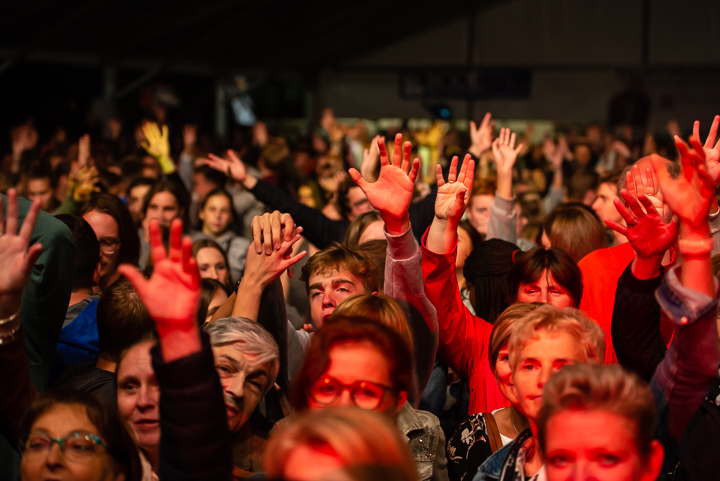 Vlaanderen Boven Band met Gene Thomas, Maureen & Mama's Jasje @ Parkhappening Schoten 2018, picture 29, photographed by Dimitri Vanlommel - FrontView Magazine