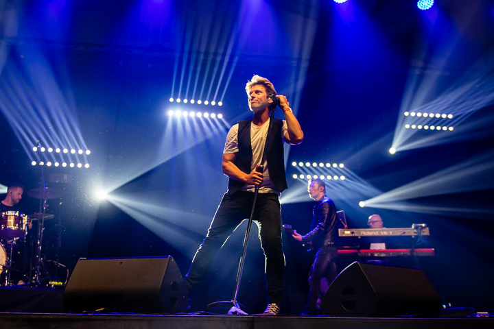 Vlaanderen Boven Band met Gene Thomas, Maureen & Mama's Jasje @ Parkhappening Schoten 2018, picture 60, photographed by Dimitri Vanlommel - FrontView Magazine