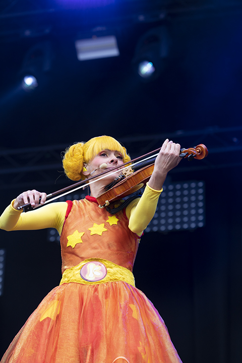 Kaatje @ Maanrock, picture 8, photographed by Frank Lambrechts - FrontView Magazine