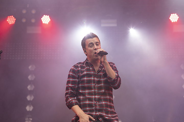 Niels Destadsbader @ Maanrock, foto 6, foto's door FrontView Magazine