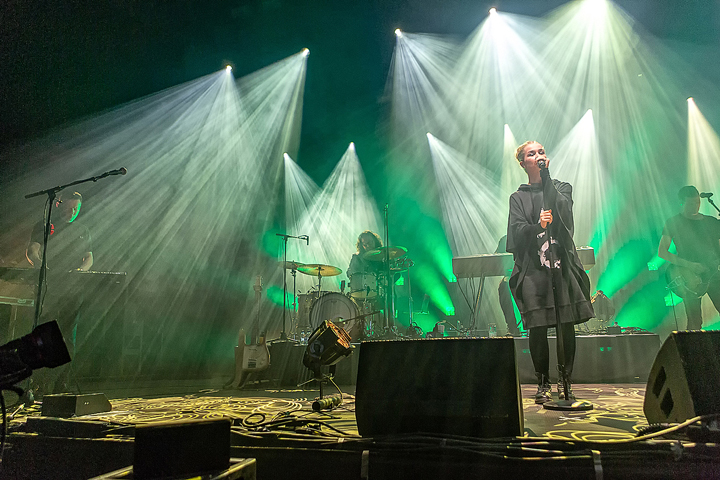 Hooverphonic @ Crammerock 2018, picture 11, photographed by Edwin Houdevelt - FrontView Magazine