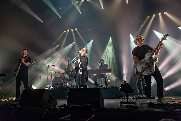 Hooverphonic @ Crammerock 2018, picture 24, photographed by Edwin Houdevelt - FrontView Magazine