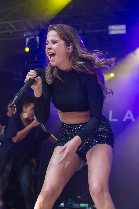 Laura Tesoro @ Openluchttheater Rivierenhof, picture 7, photographed by Marc Verdonck - FrontView Magazine