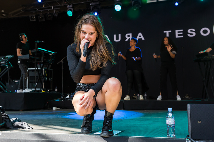 Laura Tesoro @ Openluchttheater Rivierenhof, picture 20, photographed by Marc Verdonck - FrontView Magazine