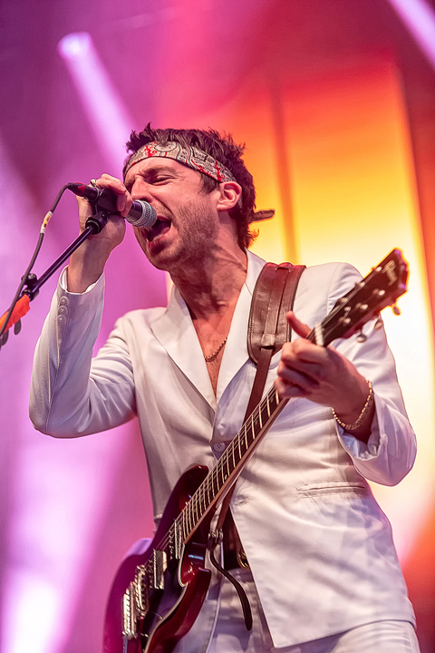 Miles Kane @ Crammerock 2018, picture 7, photographed by Edwin Houdevelt - FrontView Magazine
