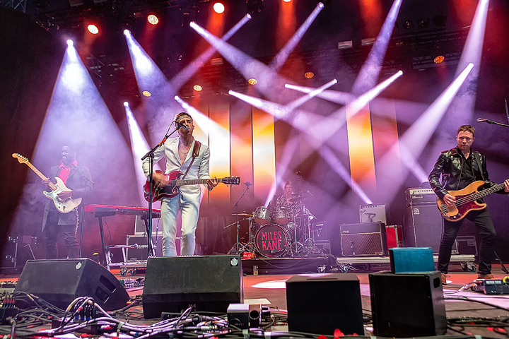 Miles Kane @ Crammerock 2018, picture 13, photographed by Edwin Houdevelt - FrontView Magazine