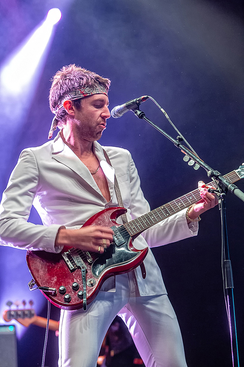 Miles Kane @ Crammerock 2018, picture 14, photographed by Edwin Houdevelt - FrontView Magazine