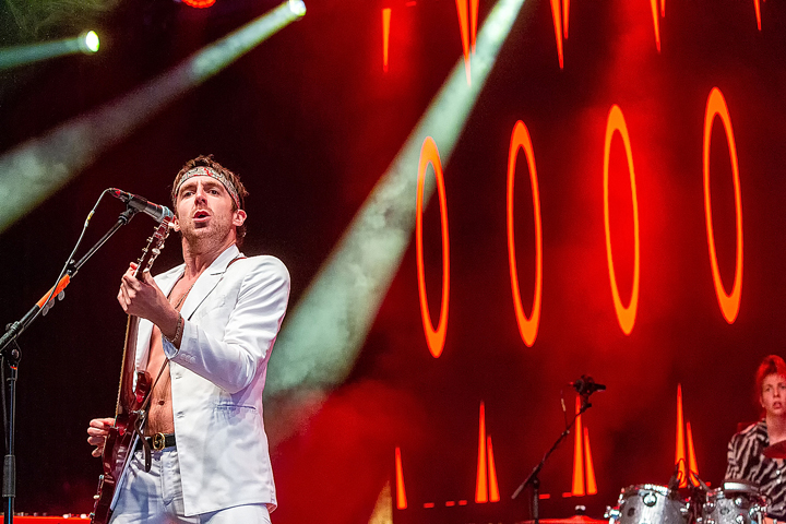 Miles Kane @ Crammerock 2018, picture 23, photographed by Edwin Houdevelt - FrontView Magazine