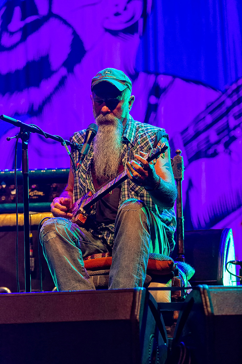Seasick Steve @ Crammerock 2018, picture 4, photographed by Edwin Houdevelt - FrontView Magazine