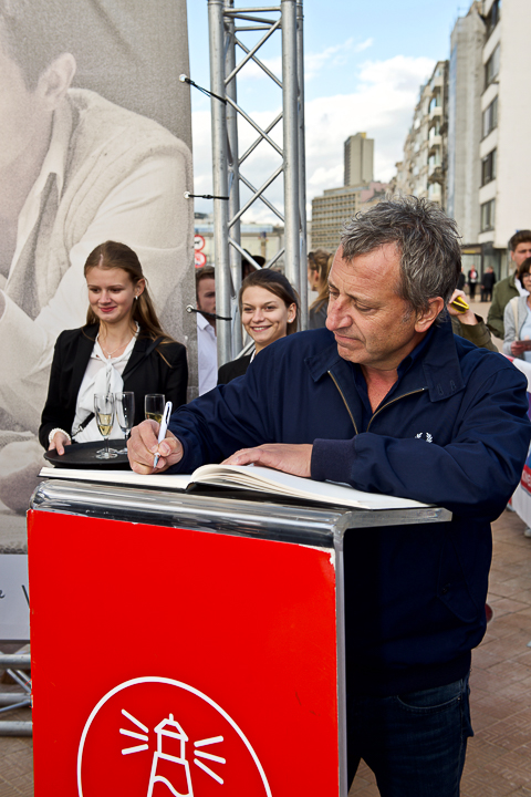 Filmfestival Oostende Rode loper en sterlegging @ Oostende, picture 16, photographed by Bart Baevegems - FrontView Magazine