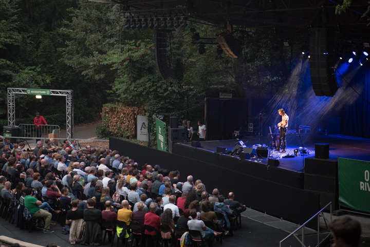 The Bony King of Nowhere / Jeff Tweedy @ OLT Rivierenhof, foto 1, foto's door Myra Segers - FrontView Magazine