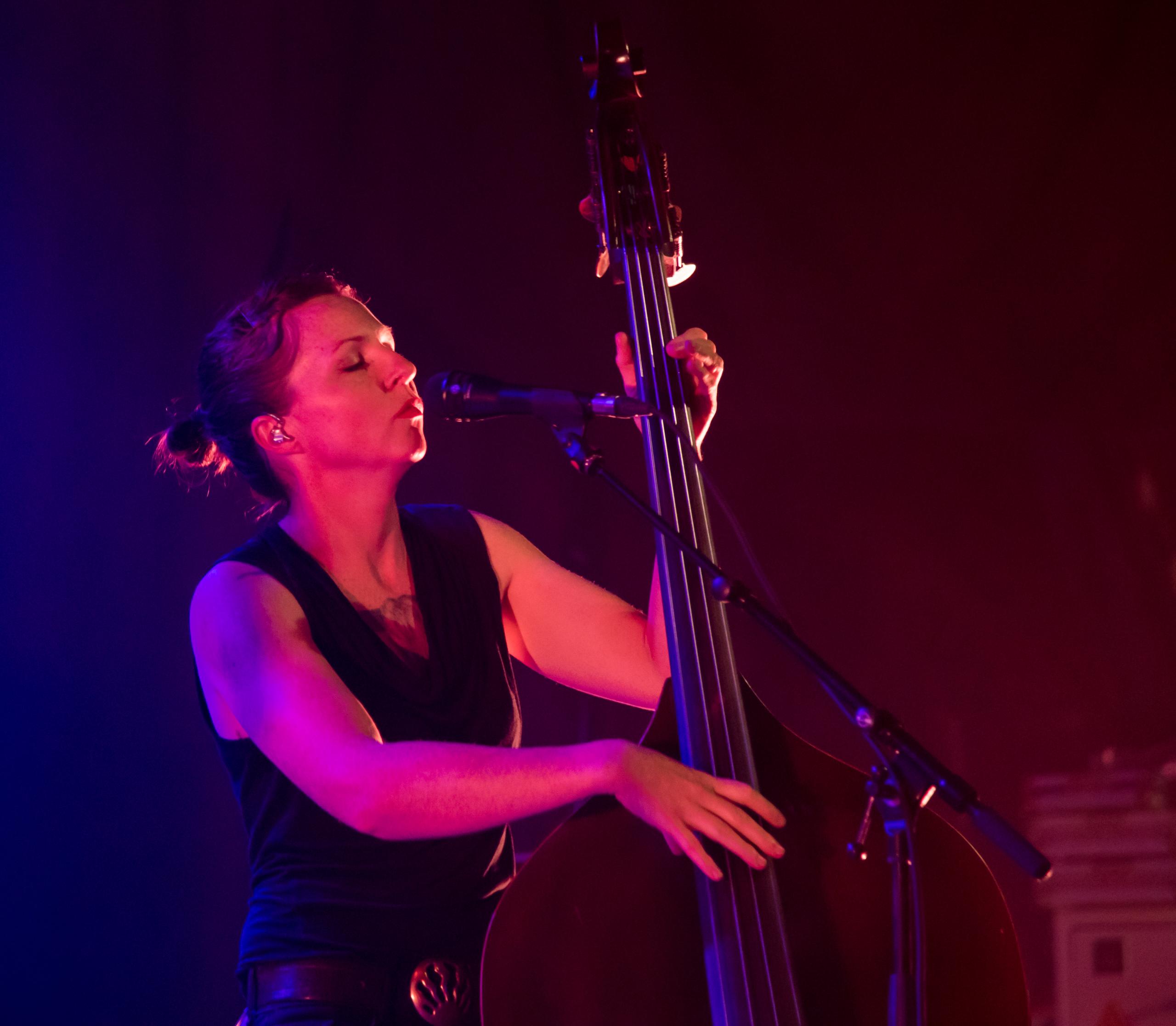 The devil makes three @ Leffinge Leuren, foto 2, foto's door Jolan Deschepper - FrontView Magazine