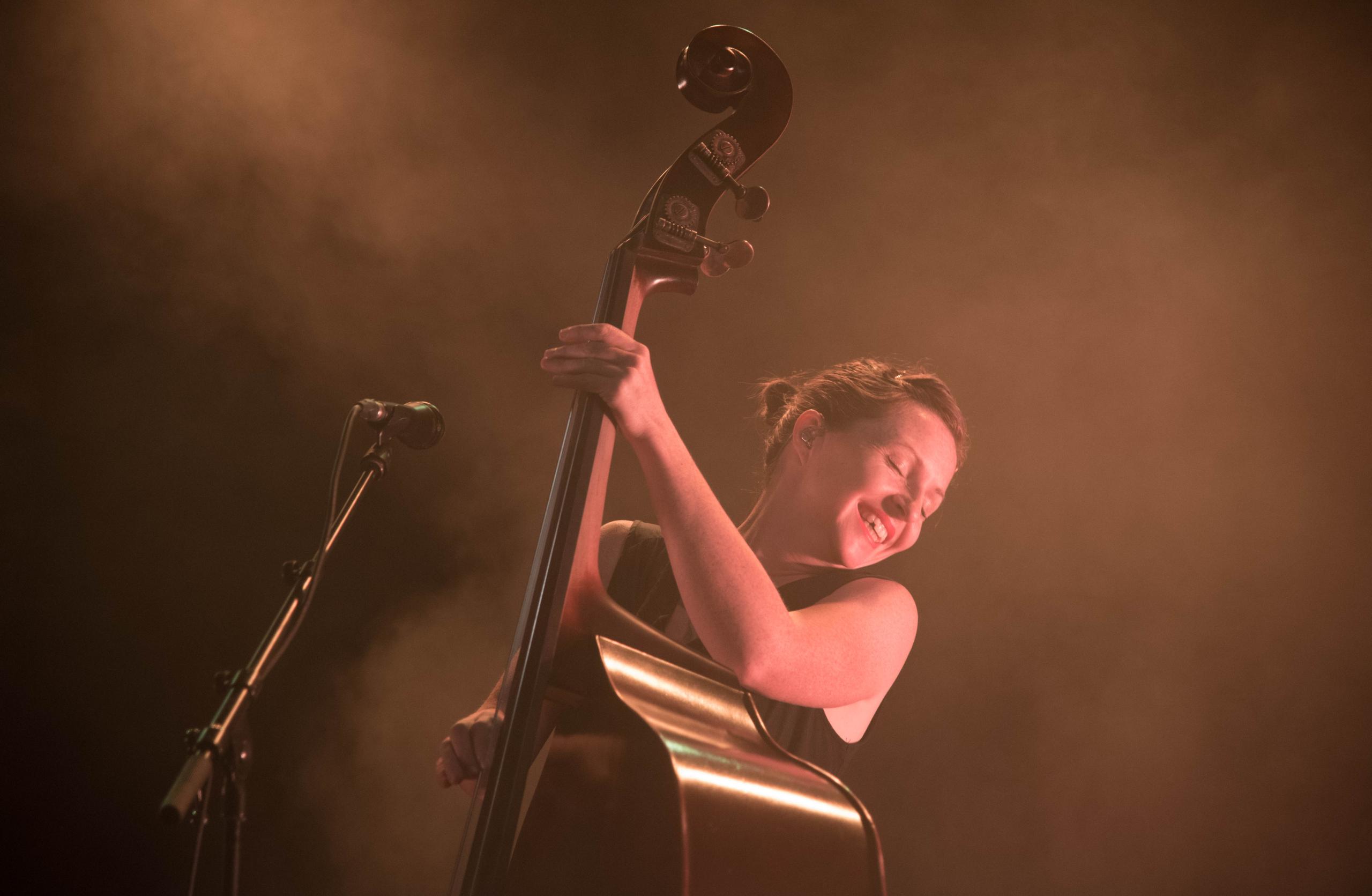 The devil makes three @ Leffinge Leuren, foto 9, foto's door Jolan Deschepper - FrontView Magazine