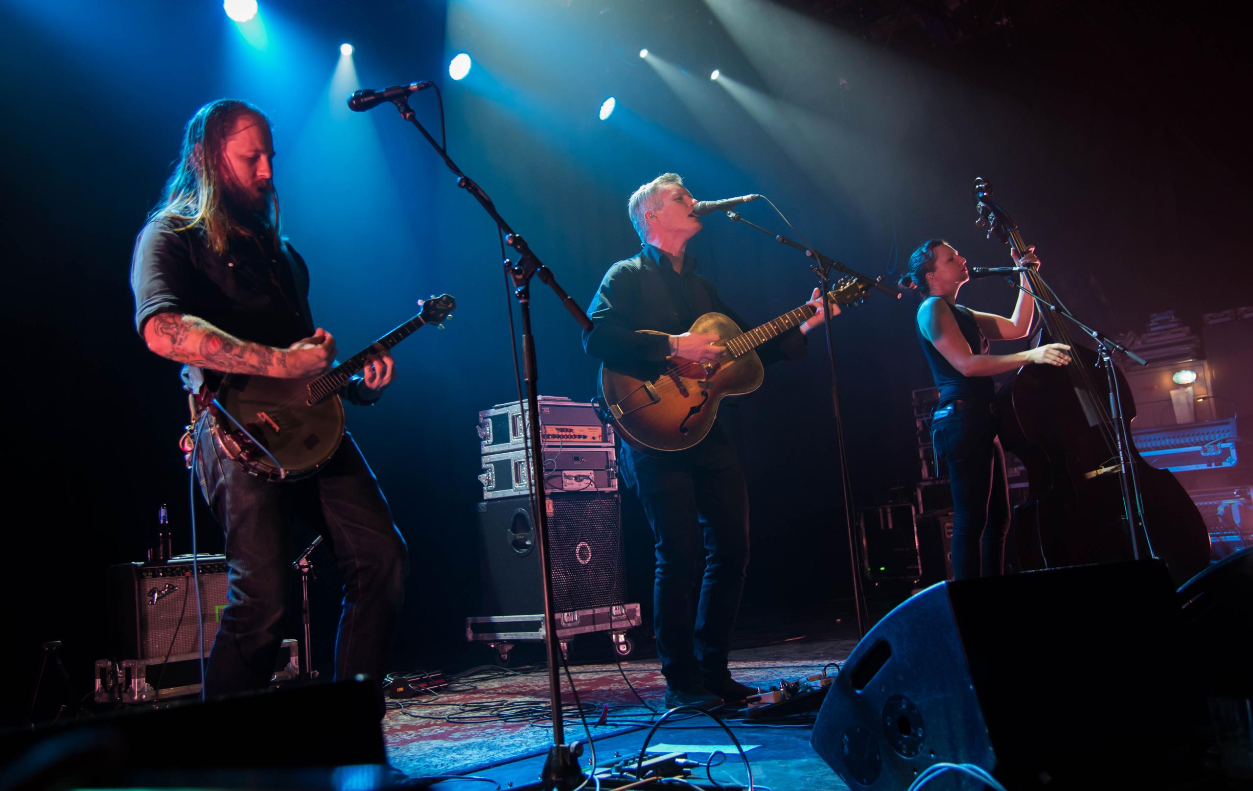 The devil makes three @ Leffinge Leuren, foto 16, foto's door Jolan Deschepper - FrontView Magazine