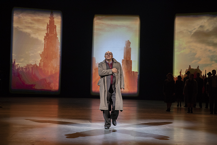 Persmoment première spektakel-musical 40-45 @ Studio100 pop-up theater, picture 6, photographed by dirk janssens - FrontView Magazine