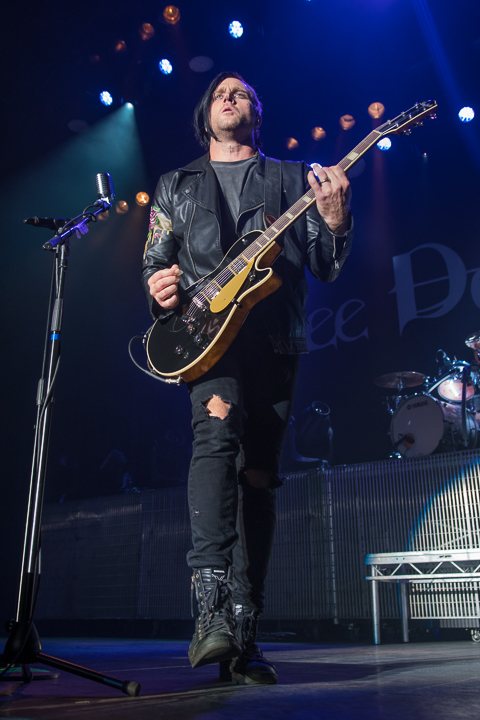 Three Days Grace @ 013, picture 5, photographed by Erwin Evrard - FrontView Magazine