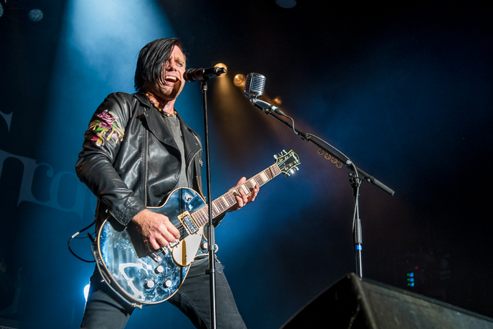 Three Days Grace @ 013, picture 10, photographed by Erwin Evrard - FrontView Magazine