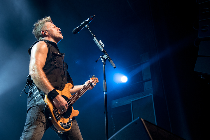 Three Days Grace @ 013, picture 12, photographed by Erwin Evrard - FrontView Magazine