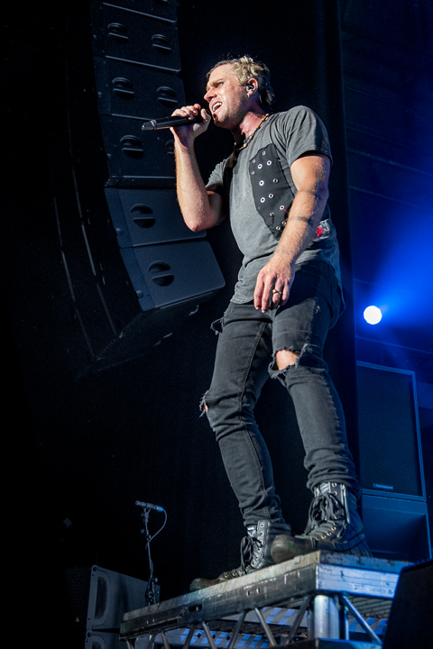 Three Days Grace @ 013, picture 15, photographed by Erwin Evrard - FrontView Magazine