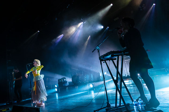 Aurora @ Trix, foto 3, foto's door Kris Saelen - FrontView Magazine