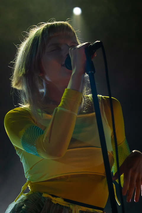 Aurora @ Trix, foto 17, foto's door Kris Saelen - FrontView Magazine