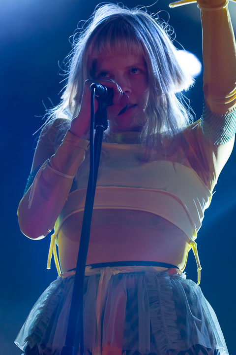 Aurora @ Trix, foto 18, foto's door Kris Saelen - FrontView Magazine