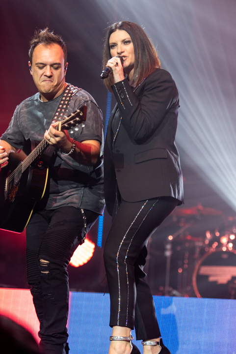 Laura Pausini World Tour 2018 @ Vorst Nationaal, picture 2, photographed by Johan Van Buggenhout - FrontView Magazine