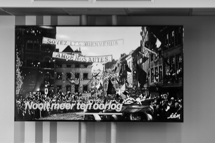 "Nooit meer ten oorlog" @ vrt, picture 1, photographed by Bart Baevegems - FrontView Magazine
