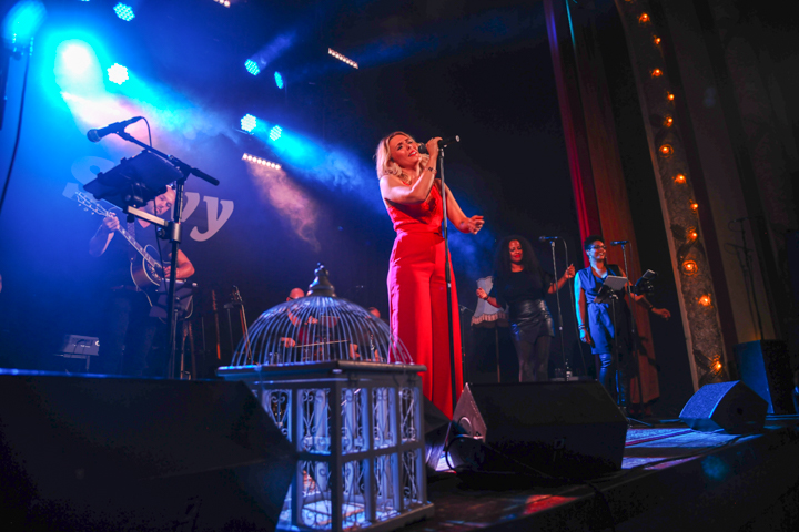 Showcase Silvy @ Theadrome Wilrijk, picture 8, photographed by Peter Minnebo - FrontView Magazine