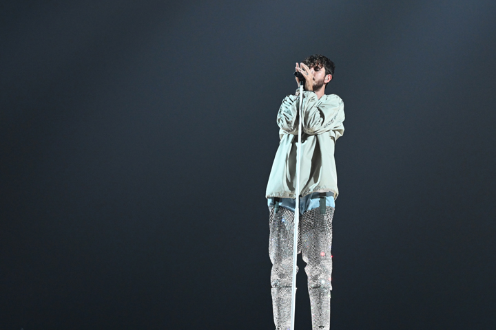Oscar and The Wolf @ Sportpaleis, foto 4, foto's door Sandra Van Watermeulen - FrontView Magazine