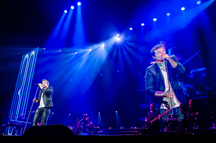 Niels Destadsbader - dertig @ Sportpaleis, foto 10, foto's door Dimitri Vanlommel - FrontView Magazine