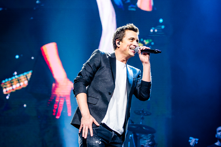 Niels Destadsbader - dertig @ Sportpaleis, foto 14, foto's door Dimitri Vanlommel - FrontView Magazine