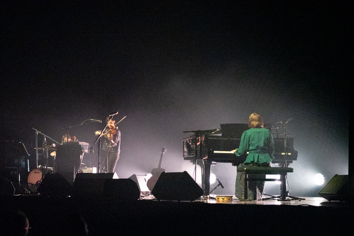 Alela Diane @ Het Depot, picture 9, photographed by Myra Segers - FrontView Magazine