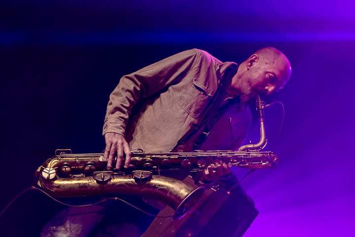 Vapors of Morphine @ De Casino, picture 11, photographed by Chris Lippens - FrontView Magazine
