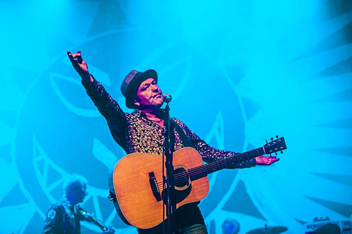 Levellers @ De Roma, picture 15, photographed by Gert Daemen - FrontView Magazine