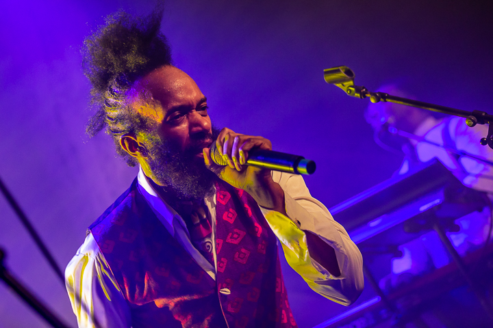 Fantastic Negrito @ De Roma, picture 19, photographed by Chris Lippens - FrontView Magazine