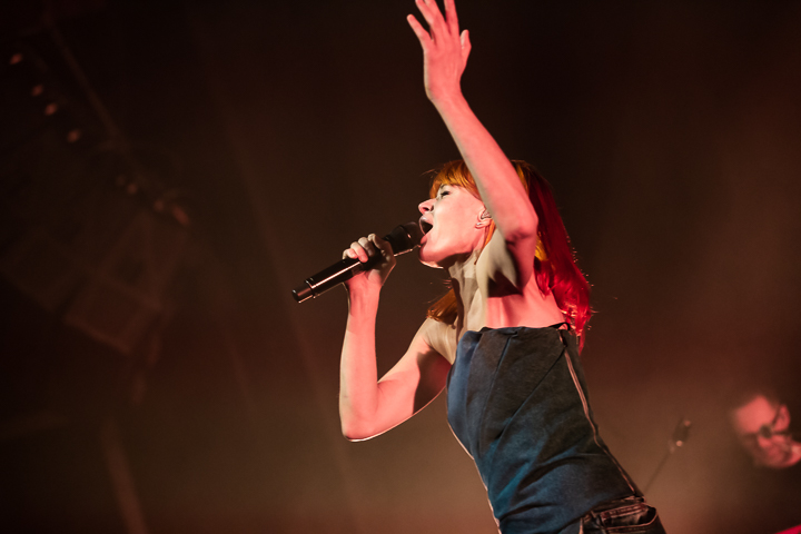 Axelle Red @ Het Depot, picture 3, photographed by Chris Lippens - FrontView Magazine