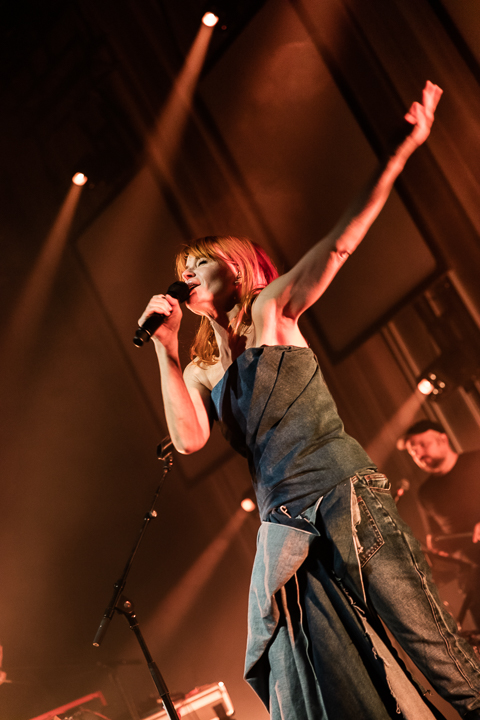 Axelle Red @ Het Depot, picture 9, photographed by Chris Lippens - FrontView Magazine