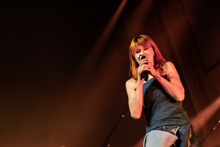 Axelle Red @ Het Depot, picture 10, photographed by Chris Lippens - FrontView Magazine